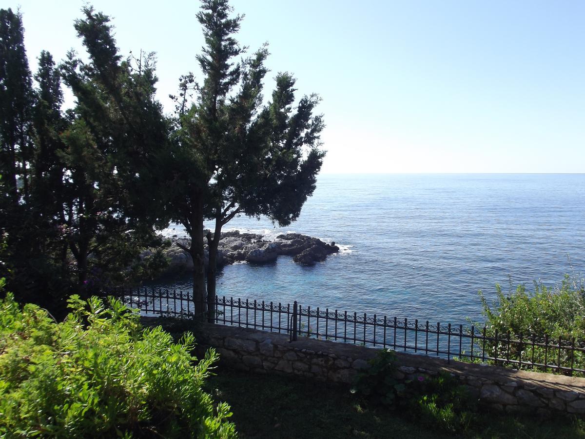 Anastasia Apartments Stoúpa Dış mekan fotoğraf